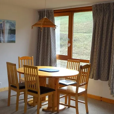 Duplex 4 Pieces, 6 Pers, Pieds Des Pistes, Draps Inclus, Navettes Gratuites - Fr-1-802-62